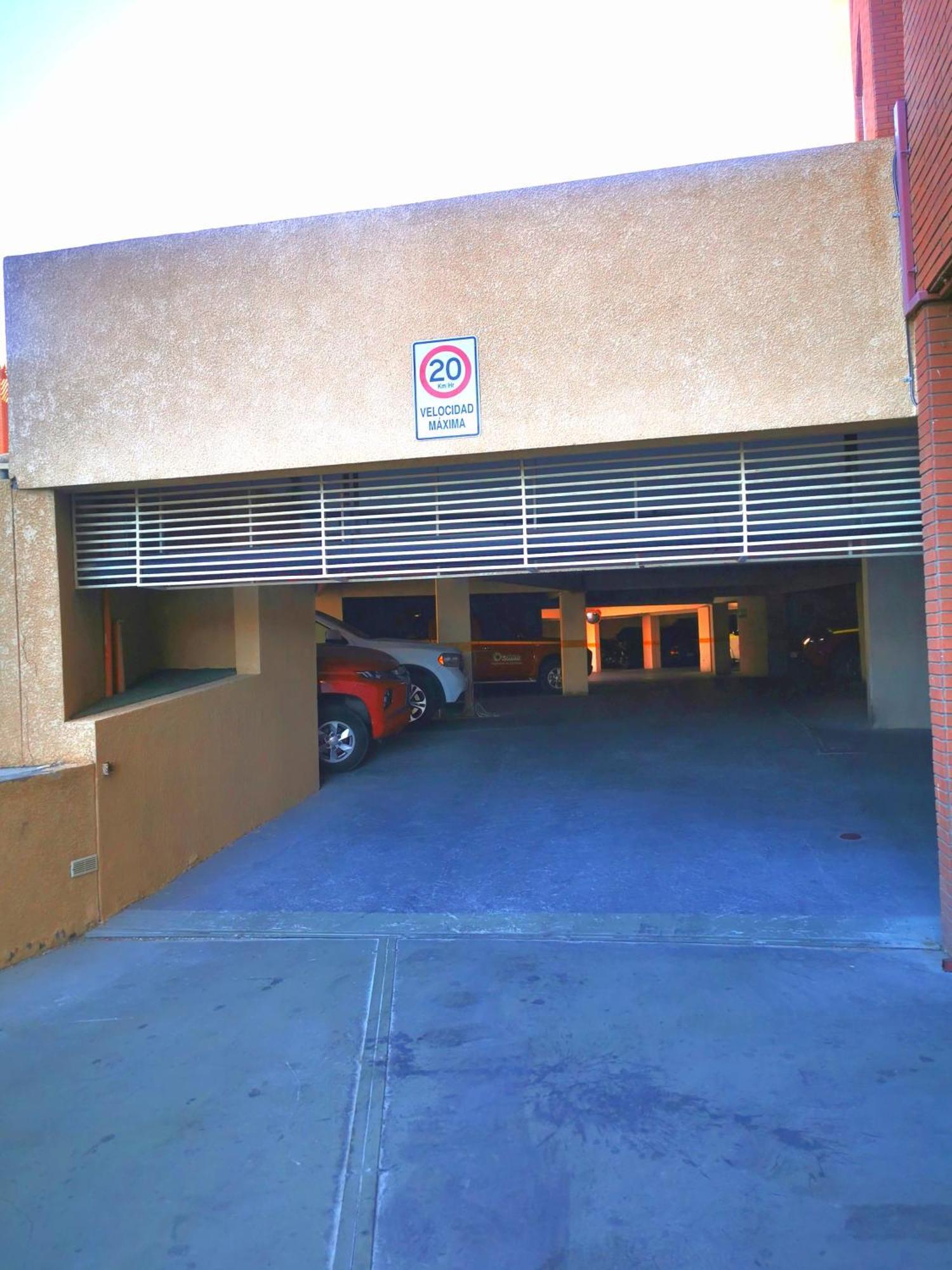 Hermoso Y Comodo Departamento En Edificio Apartamento
